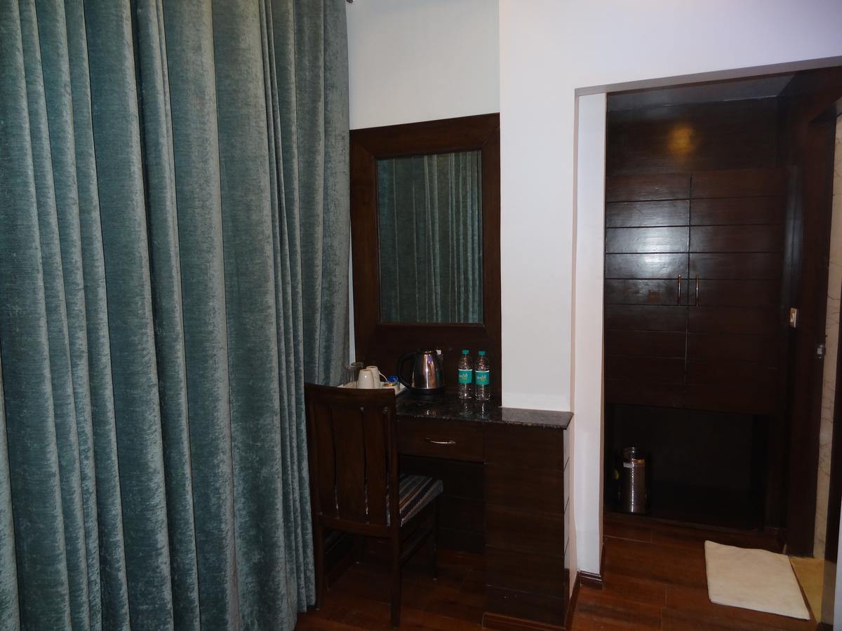 Kamakshi Residency By Royal Collection Hotel & Resorts Tapovan Luaran gambar